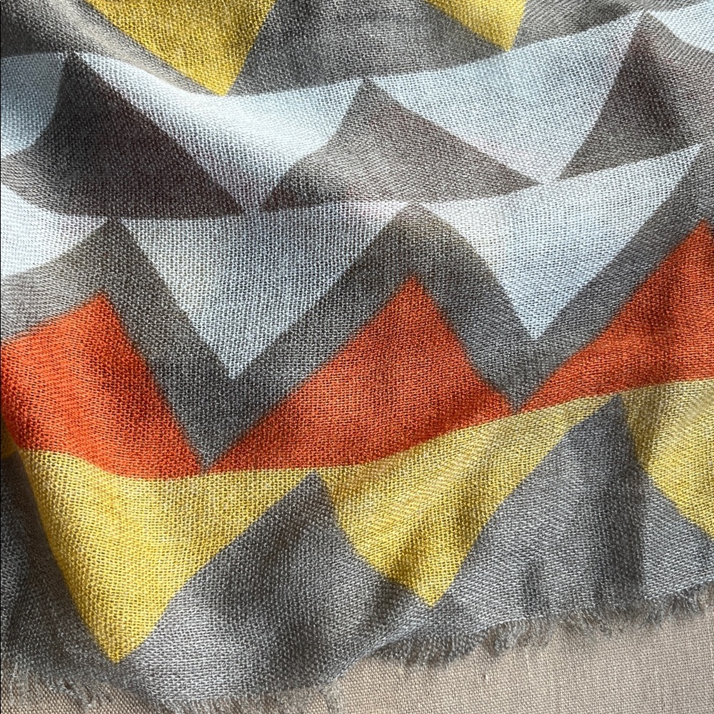 Geometric Pattern Scarf Wrap in Navy, Gray, Yellow & Orange NEW - Picture 4 of 7